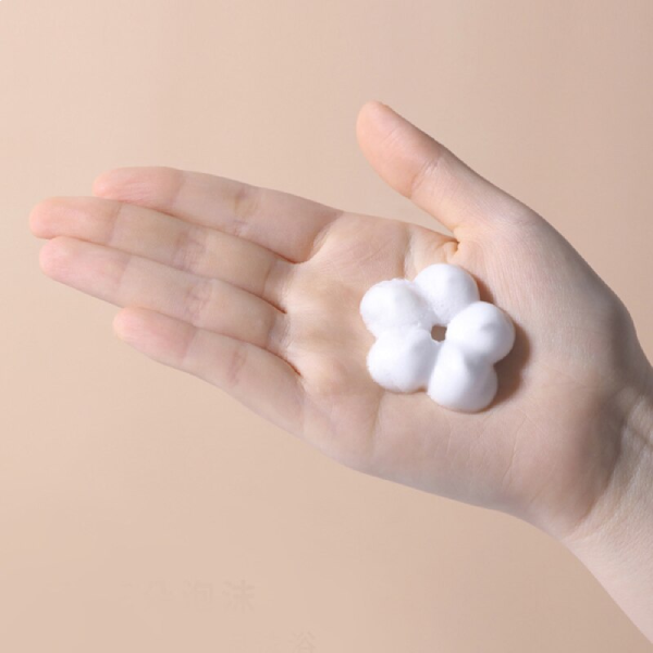 Cleansing bubble ushas Maute Store